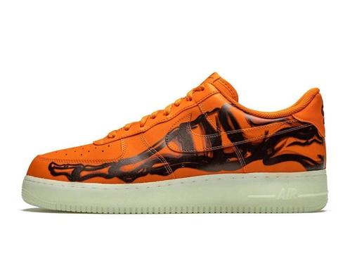 Nike Air Force 1 Low Orange Skeleton - Maat 36 EU, Kleding | Heren, Schoenen, Ophalen of Verzenden