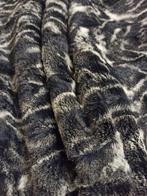 600 x 150 cm - Straordinario tessuto in pelliccia - Textiel, Antiek en Kunst, Antiek | Kleden en Textiel