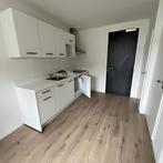 Zelfstandige studio, Huizen en Kamers, Kamers te huur, Leeuwarden