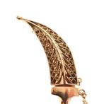 Gouden broche van Arabische dolk (mes, dolk broche) (mes), Ophalen of Verzenden, Gebruikt, Overige kleuren, Goud