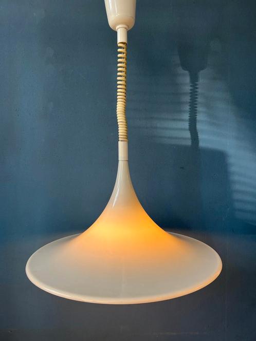 Mid Century White Space Age Witch Hat Pendant Lamp, Huis en Inrichting, Lampen | Hanglampen, Nieuw, Ophalen of Verzenden