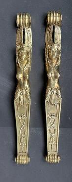 Decoratief ornament (2) - Frankrijk - Bronzen kariatiden