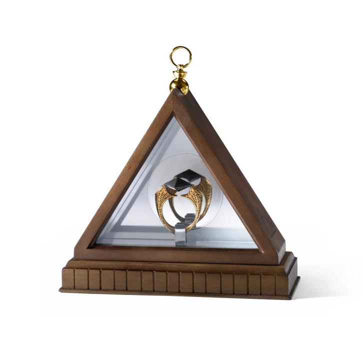 Harry Potter Replica 1/1 Lord Voldemorts Horcrux Ring, Verzamelen, Harry Potter, Nieuw, Ophalen of Verzenden