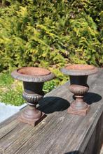 Jardinière (2) - Gietijzer
