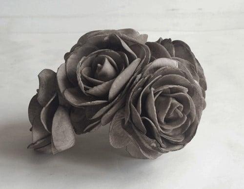 Ranonkels foam Warm Grey 6 cm doos 30 stuks, Huis en Inrichting, Woonaccessoires | Kunstplanten en Kunstbloemen, Nieuw, Ophalen of Verzenden