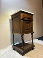 Kast - Victoriaanse met Marmeren Bovenblad en Gedraaide Pote, Antiek en Kunst