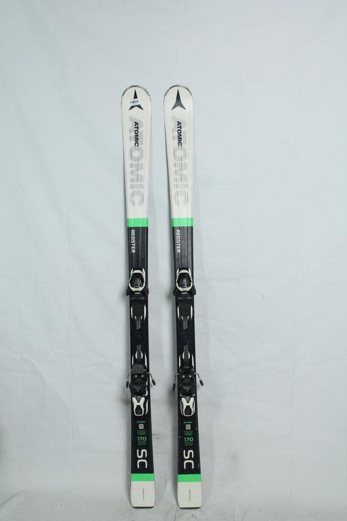 Refurbished - Ski - Atomic redster SC - 170, Sport en Fitness, Skiën en Langlaufen, Skiën, 160 tot 180 cm, Gebruikt, Atomic, Ski's