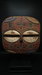 prachtig masker - Téké - Democratische Republiek Congo