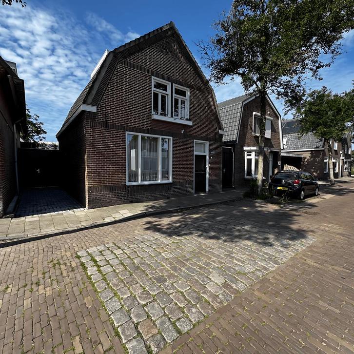 Eengezinswoning met tuin, balkon en gestoffeerd, Huizen en Kamers, Huizen te koop
