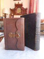 Nieuw Testament 1875 met goud slot / Het boek der Psalmen,