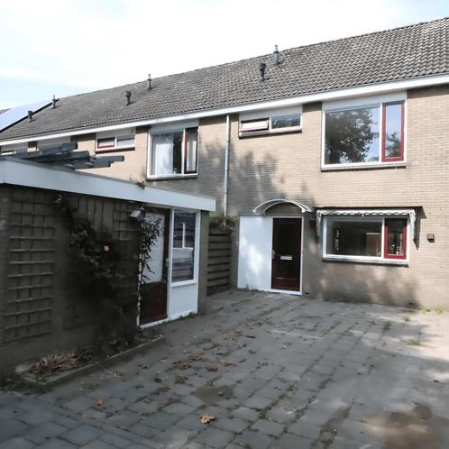Ruime eengezinswoning met tuin en 4 slaapkamers, Huizen en Kamers, Kamers te huur, 50 m² of meer, Overige regio's