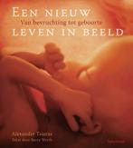 Nieuw Leven In Beeld 9789027434265 A. Tsiaras, Boeken, Zwangerschap en Opvoeding, Verzenden, Gelezen, A. Tsiaras