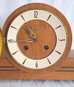 Pendule - Junghans - Art Deco Glas, Hout, Messing, Metaal -