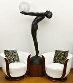 Max Le Verrier - H. 156 cm. - Lamp - CLARTE - Gepatineerd