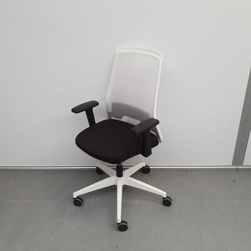 Interstuhl Every design bureaustoel - zwarte stof + netbespa, Huis en Inrichting, Bureaus, Ophalen of Verzenden