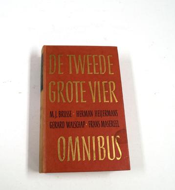 De tweede grote vier omnibus .B841 beschikbaar voor biedingen