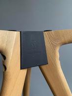 Menu - Design by Norm Architects - Bijzettafel - Essenhout,, Antiek en Kunst