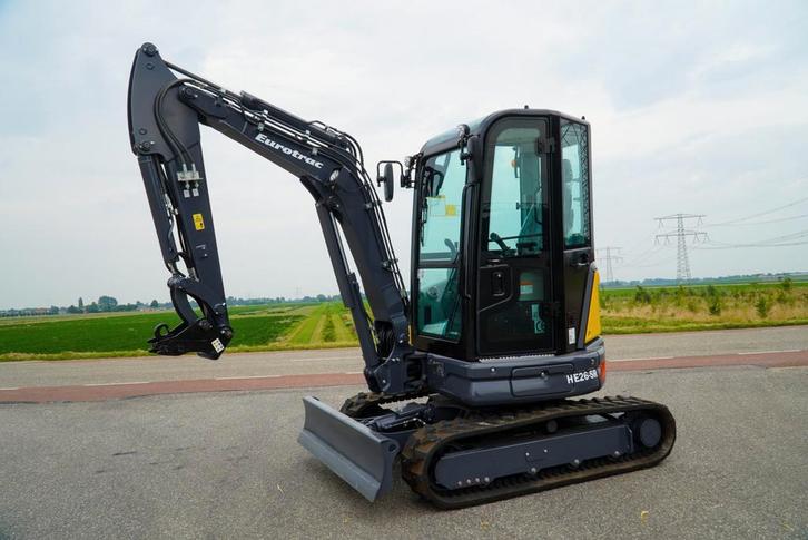 Eurotrac HE26-SR Yanmar diesel mini minigraver minikran, Zakelijke goederen, Machines en Bouw | Kranen en Graafmachines, Graafmachine