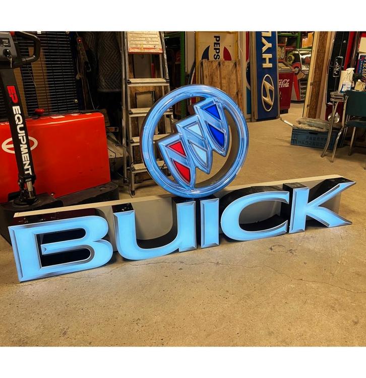 Buick Logo Dealership Sign Original USA - 215 cm, Auto's, Buick, Ophalen