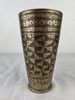 Vaas (2) - geplateerd met zilver - Mogholse lassi bekers, Antiek en Kunst