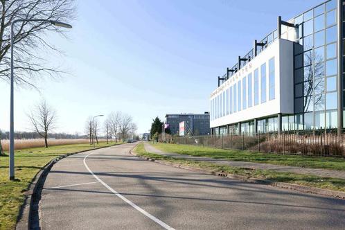 Kantoorruimte te huur Versterkerstraat 2-4 Almere, Zakelijke goederen, Bedrijfs Onroerend goed, Kantoorruimte, Huur