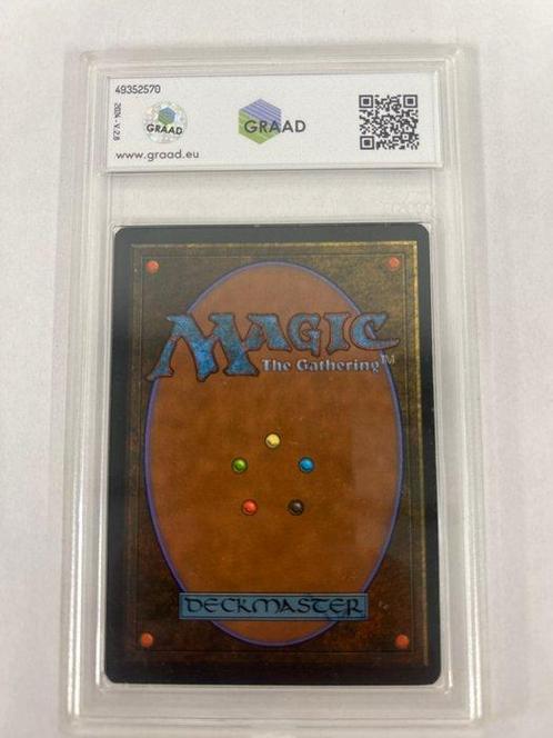 Wizards of The Coast - 1 Graded card - Graad 7, Hobby en Vrije tijd, Verzamelkaartspellen | Magic the Gathering