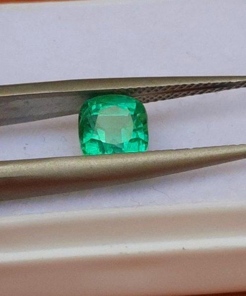 Zonder Minimumprijs - 1 pcs Groen Smaragd - 1.25 ct -, Sieraden, Tassen en Uiterlijk, Edelstenen