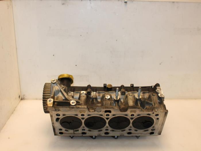 Cilinderkop Renault Clio O111493, Auto-onderdelen, Motor en Toebehoren, Ophalen of Verzenden
