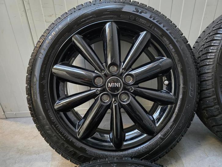 Mini Electric / Cooper / One Winterbanden 16 inch 5x112, Auto-onderdelen, Banden en Velgen, 16 inch, Winterbanden, 175 mm, Personenwagen