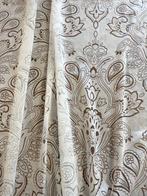 Exclusieve tule stof geheel met de hand geborduurd met, Antiek en Kunst, Antiek | Kleden en Textiel