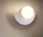 Nordic LED Wandlamp – Smeedijzer met Matte Kunststof Bal, Verzenden, Nieuw