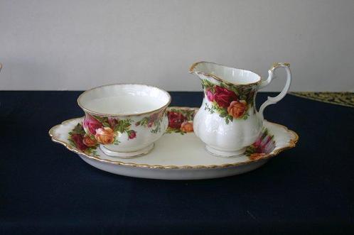 Royal Albert - Suiker en roomstel (5) - Old Country Rose -, Antiek en Kunst, Antiek | Meubels | Tafels