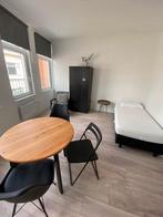 Te huur: Kamer Oldenzaalsestraat in Enschede, Huizen en Kamers, Huizen te huur, Overijssel, Enschede, (Studenten)kamer