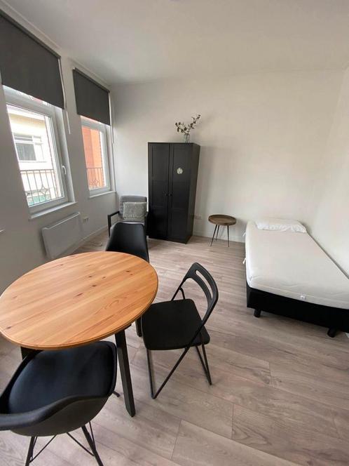 Te huur: Kamer Oldenzaalsestraat in Enschede, Huizen en Kamers, Huizen te huur, Overijssel, (Studenten)kamer