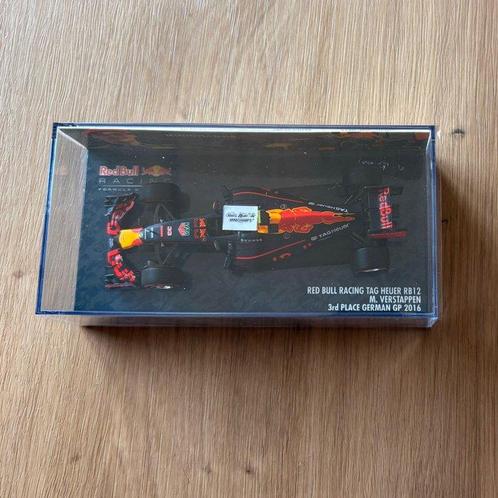 Minichamps 1:43 - Modelauto - Rennwagenmodell Red Bull, Hobby en Vrije tijd, Modelauto's | 1:5 tot 1:12