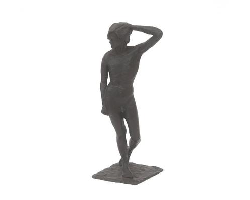 Beeld staande man, linkerarm achter het hoofd, Wim Korink, Antiek en Kunst, Antiek | Koper en Brons, Brons