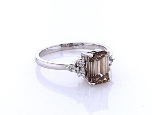 Ring - 14 karaat Witgoud - 1.34ct. tw. Geel Diamant, Sieraden, Tassen en Uiterlijk, Ringen