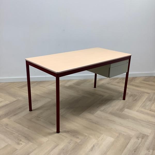 Eromes lerarentafel met persoonlijke lade, (hxbxd) 77x140x70, Huis en Inrichting, Bureaus, Bureau, Gebruikt, Ophalen of Verzenden