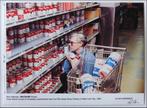 Bob Adelman (Magnum Photos) - Andy Warhol shops at Gristedes