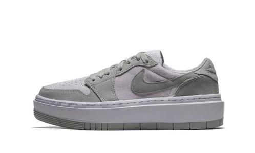 Air Jordan 1 Low Elevate Stealth - maat 42 (Sneakers), Kleding | Dames, Schoenen, Sneakers of Gympen, Nieuw, Verzenden