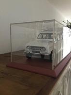 renault 1:8 - Model hatchback - R4, Nieuw