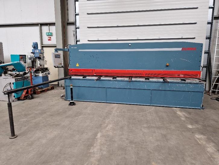 Durma | SBT 4006 | 4100 x 6 mm | 2013 | Plaatschaar, Zakelijke goederen, Machines en Bouw | Metaalbewerking