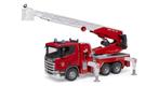 Bruder Scania Super 560R brandweerwagen met uitschuifbare..., Kinderen en Baby's, Speelgoed | Speelgoedvoertuigen, Nieuw, Ophalen of Verzenden