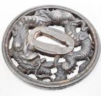 Antieke Japanse ijzeren tsuba – drakendecoratie