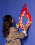 Seletti - Roberto Bruno - Pixel mirror - Flame - Spiegel -, Antiek en Kunst, Kunst | Designobjecten