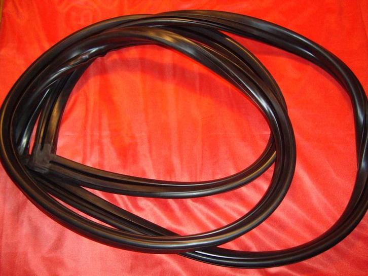 Raamrubber W126 Sedan serie 1 | Mercedes w126, Auto-onderdelen, Carrosserie en Plaatwerk, Ophalen of Verzenden