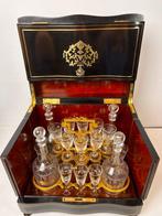 Drankkast - Cristal Saint Louis-Poirier wordt donker.