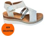 Trendy Zomers Sleehak Wit/Silver, Kleding | Dames, Schoenen, Ophalen of Verzenden, Nieuw, Wit, Sandalen of Muiltjes