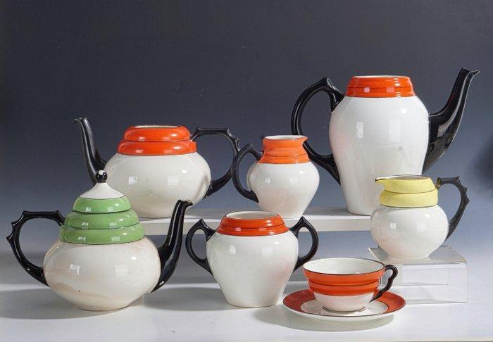 N.V. De Sphinx v/h Petrus Regout & Co. & Nimy - Schaal - Set, Antiek en Kunst, Kunst | Designobjecten