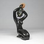 Beeldje - African woman with tambourine - Keramiek, Antiek en Kunst